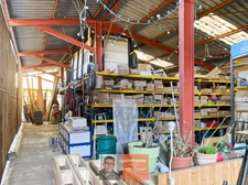 PROPRIÉTÉ D’ENVIRON 230 M² SUR PRÈS DE 2 HECTARES – DÉPENDANCES, PISCINE ET CALME ABSOLU