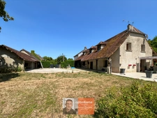 NANCE – Propriété de caractère de 240 m² avec dépendances, piscine et 3 720 m² de terrain