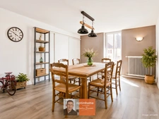 Ensemble immobilier – 2 appartements – 184 m² habitables – Chaussin centre – Potentiel locatif