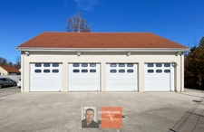 Visibilité maximale – Construction récente – 230 m² clés en main avec 16 stationnements privés