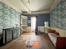 MAISON DE CARACTÈRE – 213 M² – BEAUX VOLUMES, DÉPENDANCES ET GRAND POTENTIEL CHEMIN – À 5 MINUTES DE CHAUSSIN