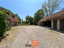 NANCE – Propriété de caractère de 240 m² avec dépendances, piscine et 3 720 m² de terrain