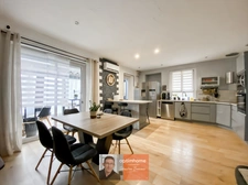 Maison rénovée des années 30 avec piscine chauffée – Dole