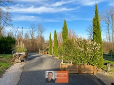 Maison 197 m² habitables + véranda et pièces aménageables (320 m² existants) – Terrain 18 000 m²