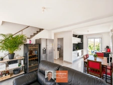 CHOISEY – Maison familiale avec 4 chambres, bureau, garage et jardin