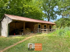 Ferme bressane rénovée – 136 m² – 5 chambres – 2,3 ha – Boxes chevaux