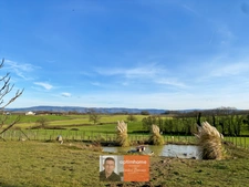 Maison 197 m² habitables + véranda et pièces aménageables (320 m² existants) – Terrain 18 000 m²