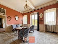 MAISON DE CARACTÈRE – 213 M² – BEAUX VOLUMES, DÉPENDANCES ET GRAND POTENTIEL CHEMIN – À 5 MINUTES DE CHAUSSIN