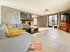 Dole – Grande maison familiale de 295 m² avec 7 chambres et jardin de 1 700 m²