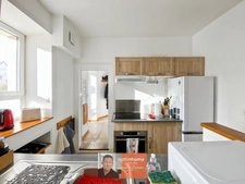 DOLE – Appartement atypique avec de beaux volumes et de nombreux atouts