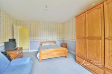 Maison familiale de 165 m² – 7 chambres – Terrain de 1 926 m² – Proche A13