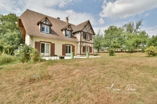 Maison familiale de 165 m² – 7 chambres – Terrain de 1 926 m² – Proche A13