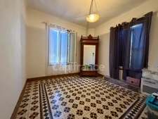 L'Île-Rousse town center – 200 m² property on a 1600 m² plot with great potential, 100 meters from the beaches