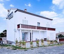 EXCLUSIVITE : viager occupé – Élégante maison bourgeoise avec vue mer et jardin.