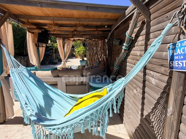 LUMIO 100 m² plain-pied : Votre maison de vacances toute l'année… Entre ambiance Bahamas et douceur de vivre corse