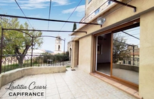 BELGODERE : Trés belle opportunité Appartement atypique Plain-pied 74 M², 3 chambres, Terrasse et Vue Village