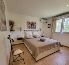 VENTE VILLA EN NUE-PROPRIÉTÉ – OPPORTUNITÉ D’INVESTISSEMENT RARE À PROXIMITÉ DE PORTO-VECCHIO 