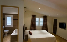 BALAGNE - HOTEL-OFFICE WALLS & FUNDS 19 ROOMS POOL
