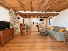 PIETRANERA – Renovated village house of 100 m² – Two 2-bedroom apartments with terraces and sea views