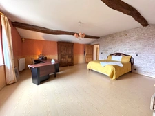 Maison à vendre 5 pièces FOUR (38)