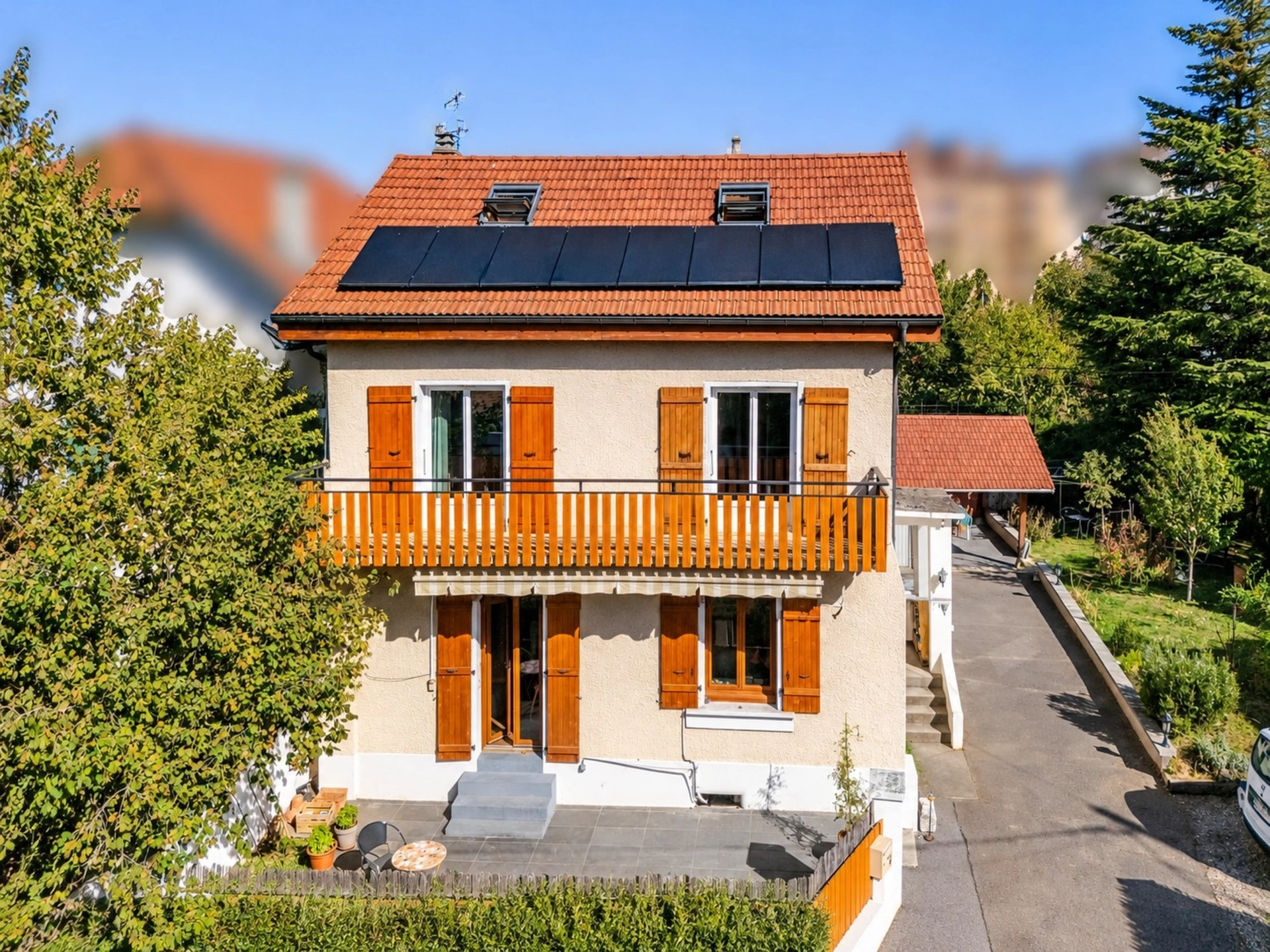 Maison 6 pièces 125 m² · à Ambilly · 125 m² · 610 000 €