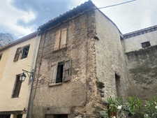 Dpt Pyrénées Orientales (66), à vendre VILLEFRANCHE DE CONFLENT maison 7 pièces à rénover