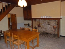 Lot (46) department, for sale in FRAYSSINET LE GELAT: 6-room house of 124 m² with outbuildings of 118 m² on a plot of 820 m²