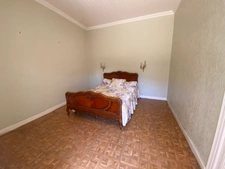 Dpt Pyrénées Orientales (66), à vendre proche ESTAGEL maison 2 appartements avec terrasses à rafraichir