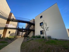 Dpt Hérault (34), à vendre SERIGNAN, appartement 3 pièces de 62.2 m² avec terrasse et stationnement