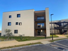 Dpt Hérault (34), à vendre SERIGNAN appartement T2 de 42,8 m² avec terrasse et stationnement