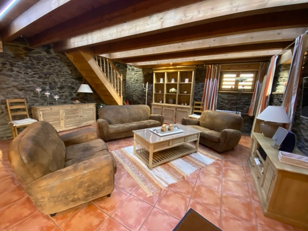 Dpt Pyrénées Orientales (66), à vendre JUJOLS maison en pierres rénovée 4 pièces 128 m² terrasse, cave 