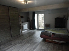 Dpt Pyrénées Orientales (66), à vendre REYNES, maison P6 de 136 m² sur terrain de 1.72 ha avec sous-sol et garage