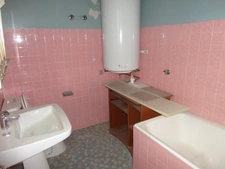Dpt Pyrénées Orientales (66), à vendre VILLEFRANCHE DE CONFLENT Maison 6 pièces 96 m² avec terrasse à rafraichir