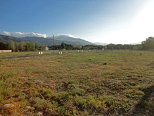 Dpt Pyrénées Orientales (66), à vendre ILLE SUR TET terrain constructible 1275 m², plat, vaibilisé