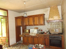 Dpt Pyrénées Orientales (66), à vendre VILLEFRANCHE DE CONFLENT maison 7 pièces à rénover