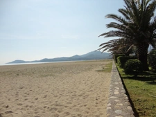 Dpt Pyrénées Orientales (66), à vendre ARGELES SUR MER appartement 1 pièce 18.5m² terrasse vue mer