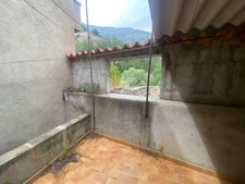 Dpt Pyrénées Orientales (66), à vendre VILLEFRANCHE DE CONFLENT Maison 6 pièces 96 m² avec terrasse à rafraichir