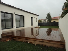 Dpt Pyrénées Orientales (66), à vendre PALAU DEL VIDRE Maison 4 pièces 103 m² plain pied terrain 380 m²