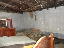 Pyrénées-Orientales (66), for sale in Jujols: Stone house, 8 rooms, 207 m², requiring complete renovation, on a 185 m² plot.