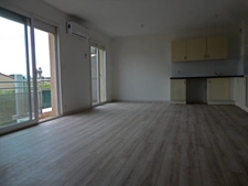 Dpt Pyrénées Orientales (66), à vendre BOMPAS appartement 4 pièces 78,8m² terrasse, parking