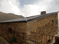 Pyrénées-Orientales (66), for sale in Jujols: renovated stone house, 4 rooms, 128 m², terrace, cellar 