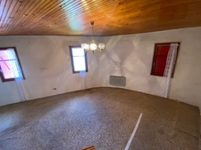 Pyrénées-Orientales department (66), for sale in Eus, 4-room house, 73 m², with an interior courtyard, requiring renovation