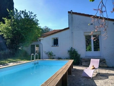 Dpt Pyrénées Orientales (66), à vendre REYNES, maison P6 de 136 m² sur terrain de 1.72 ha avec sous-sol et garage