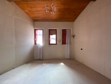 Pyrénées-Orientales department (66), for sale in Eus, 4-room house, 73 m², with an interior courtyard, requiring renovation