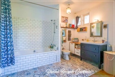 Maison à vendre 5 pièces + un local independant de 2 pièces  BOUCAU (64)
