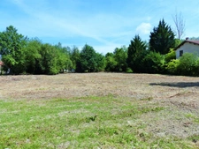 Dpt Hautes Pyrénées (65), à vendre BARBAZAN DEBAT - Terrain de 2118 m²