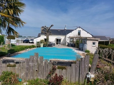 Maison de Charme (206 m2) 7 pièces VILLEBERNIER (49)
