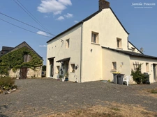 Maison Ancienne de Caractère à Broc, Maine-et-Loire