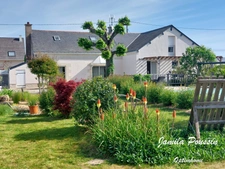 Maison de Charme (206 m2) 7 pièces VILLEBERNIER (49)
