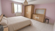 EYGUIÈRES (13) | Très belle maison de 8 pièces, 5 chambres avec piscine, cour et garage